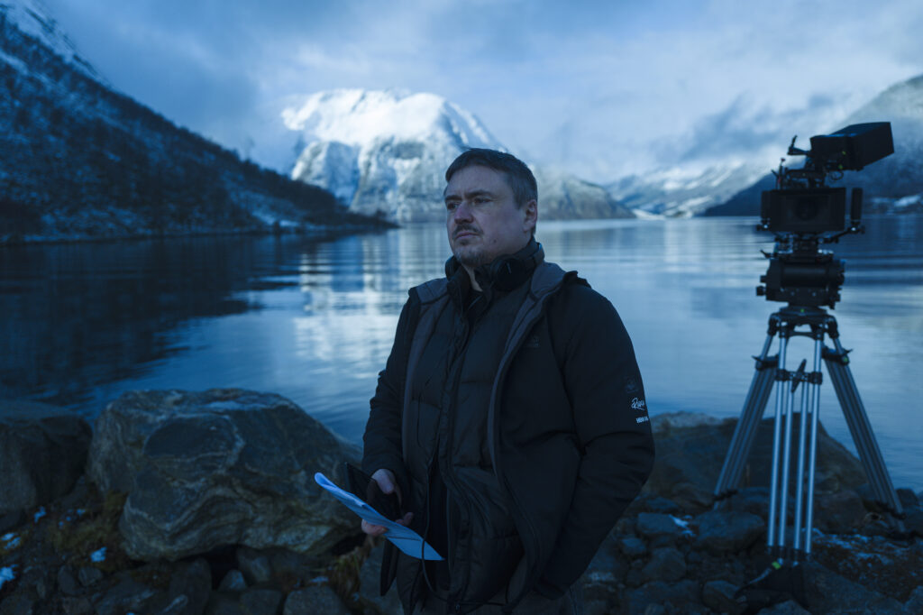 Cristian-Mungiu-On-Shoot-Approved-copie-1024x682.jpg