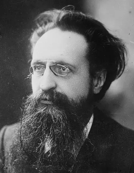 Trotsky a écrit sur Jaurès et Guesde